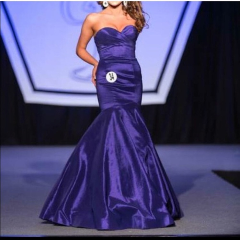 Mac Duggal Mermaid gown